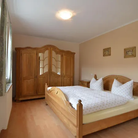 Апартаменты Modern In Germany Near Forest Plutscheid